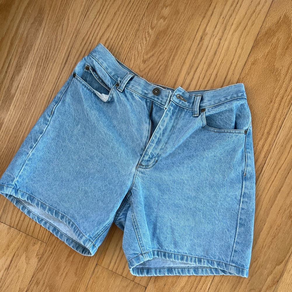 Vintage Mom shorts